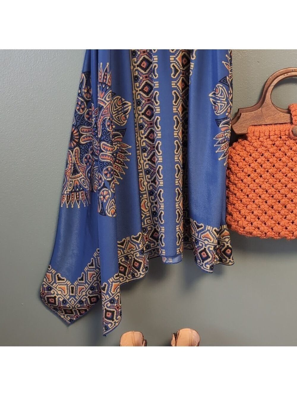 Cape & Drape Tribal Dress - Picture 6 of 12